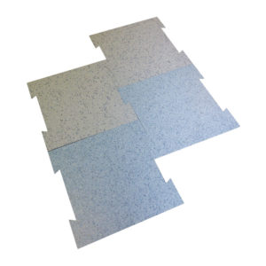 Interlocking conductive mat